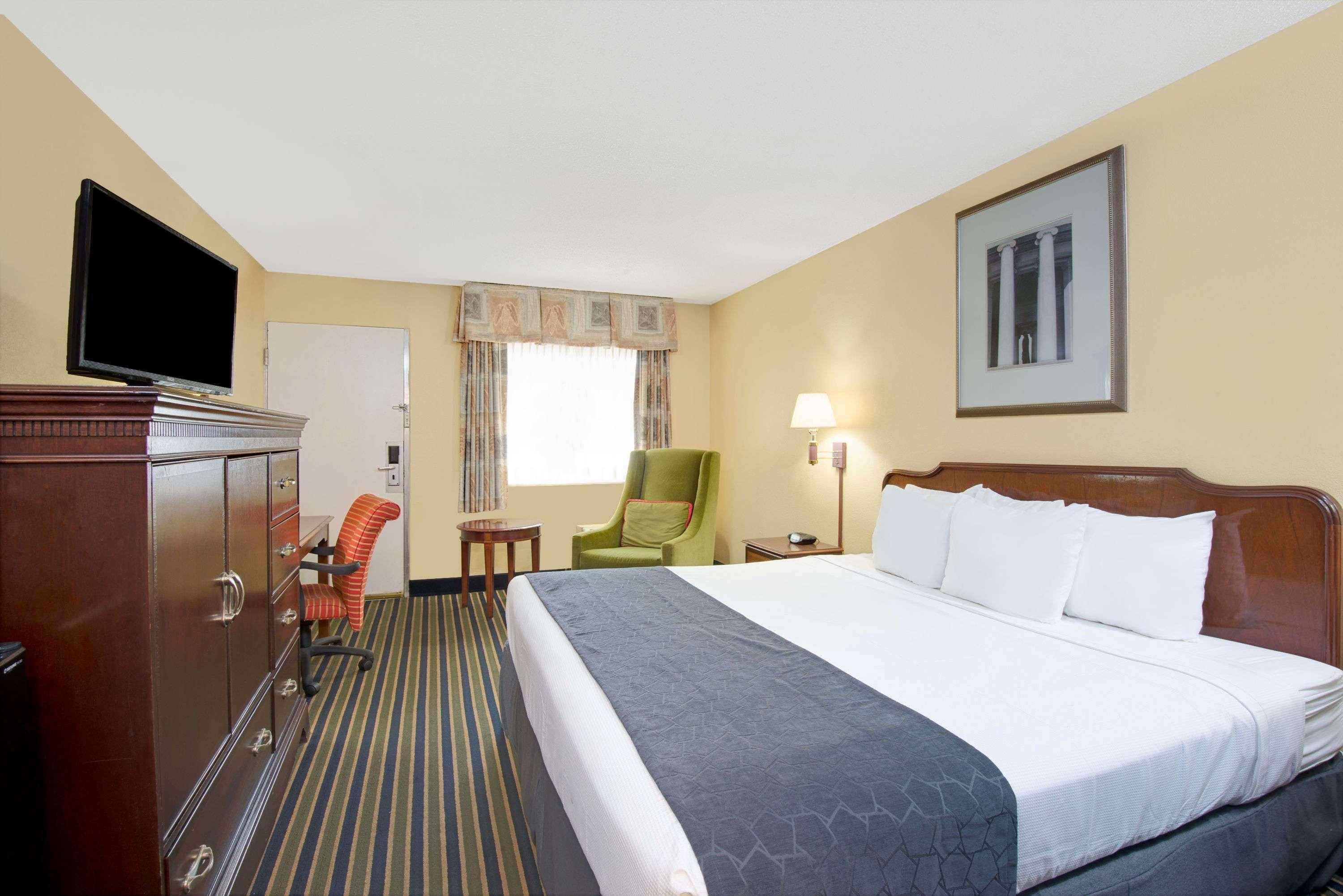 Days Inn By Wyndham Towson Exterior foto